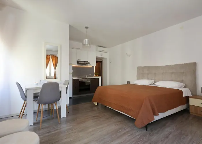 & 72 Zadar