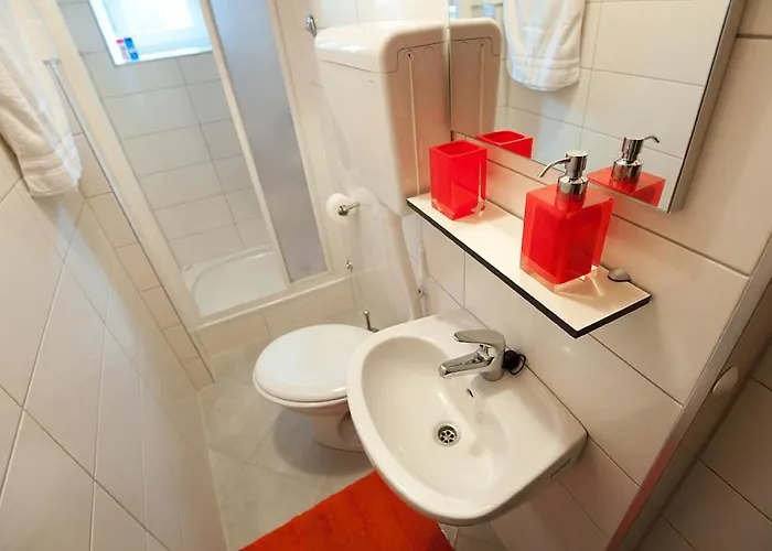 & 72 Apartament
