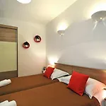 Rooms&apartments 72