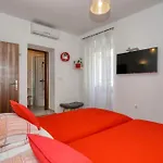Appartement Rooms&apartments 72 Zadar
