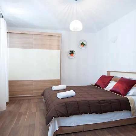 & 72 Apartamento Zadar