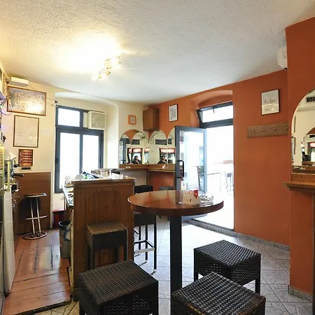 아파트 룸즈 & 아파트먼츠 72